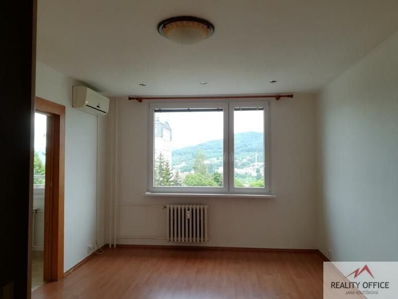 Pronájem byt 3+1 - Krásnostudenecká, Děčín, 65 m²