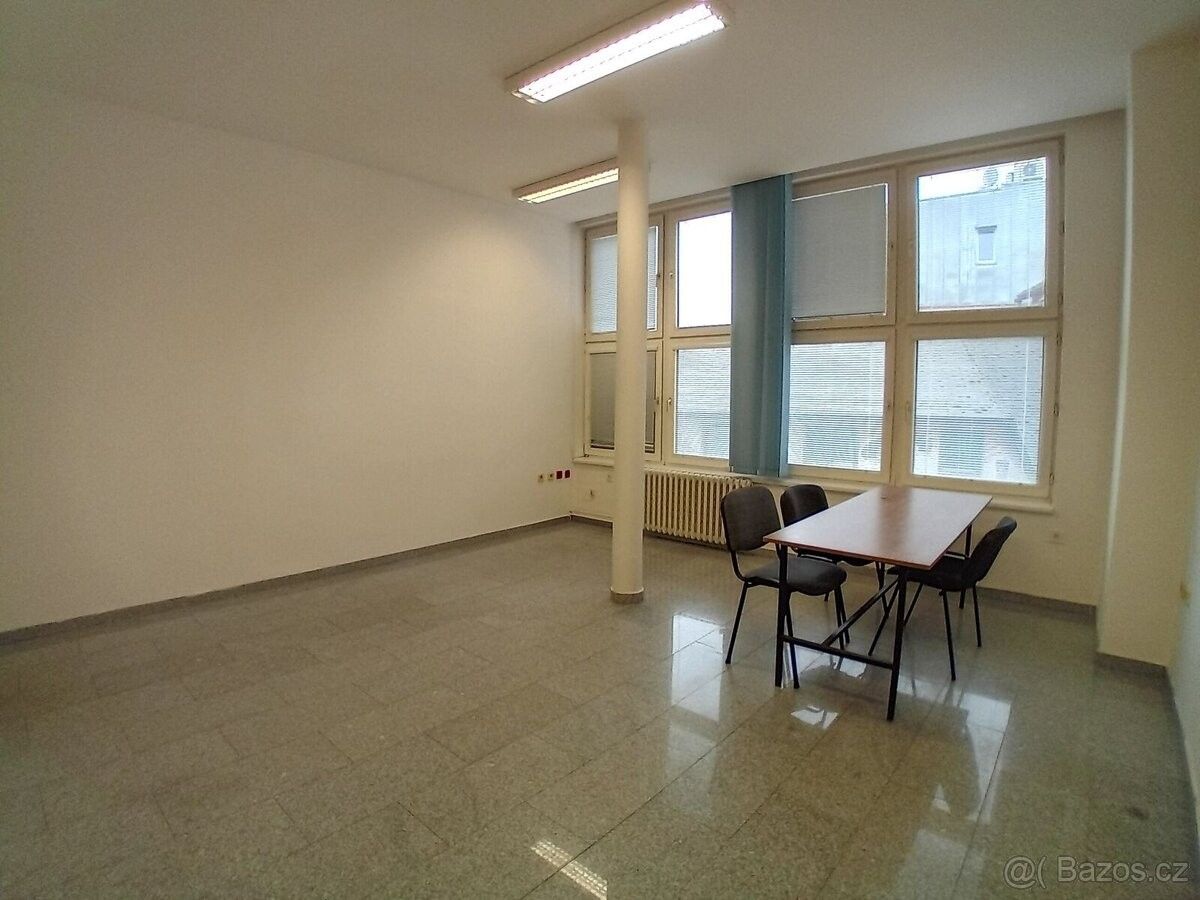 Kanceláře, Zábřeh, 789 01, 24 m²