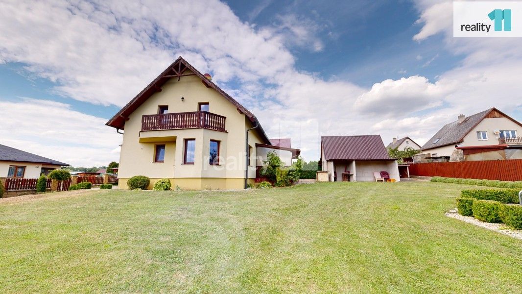 Pronájem rodinný dům - Okrouhlice, 167 m²