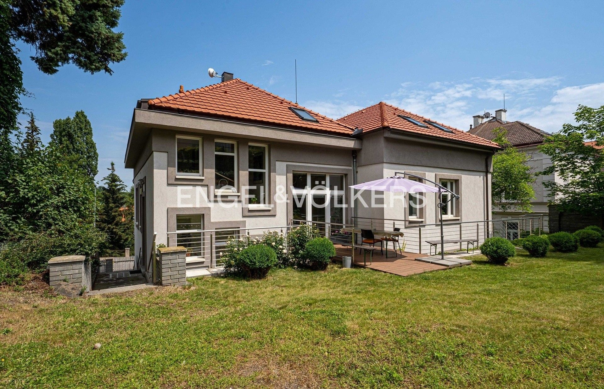 Prodej dům - Na Václavce, Praha, 444 m²