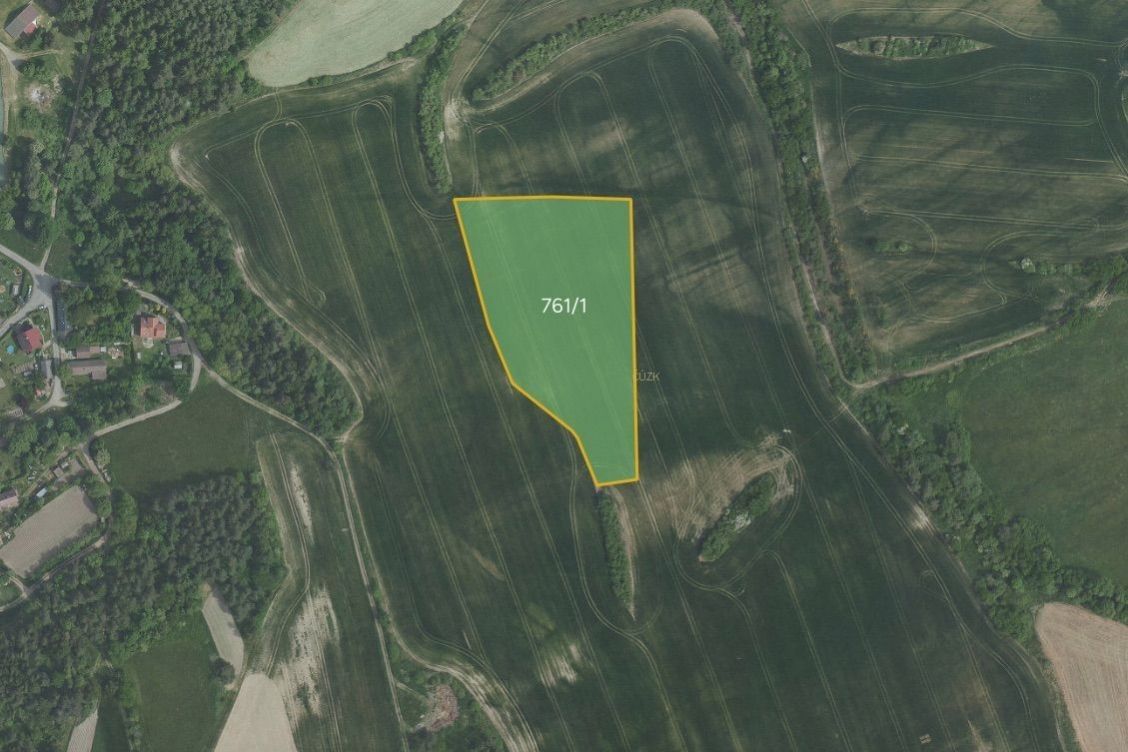 Zemědělské pozemky, Cetyně, 8 891 m²