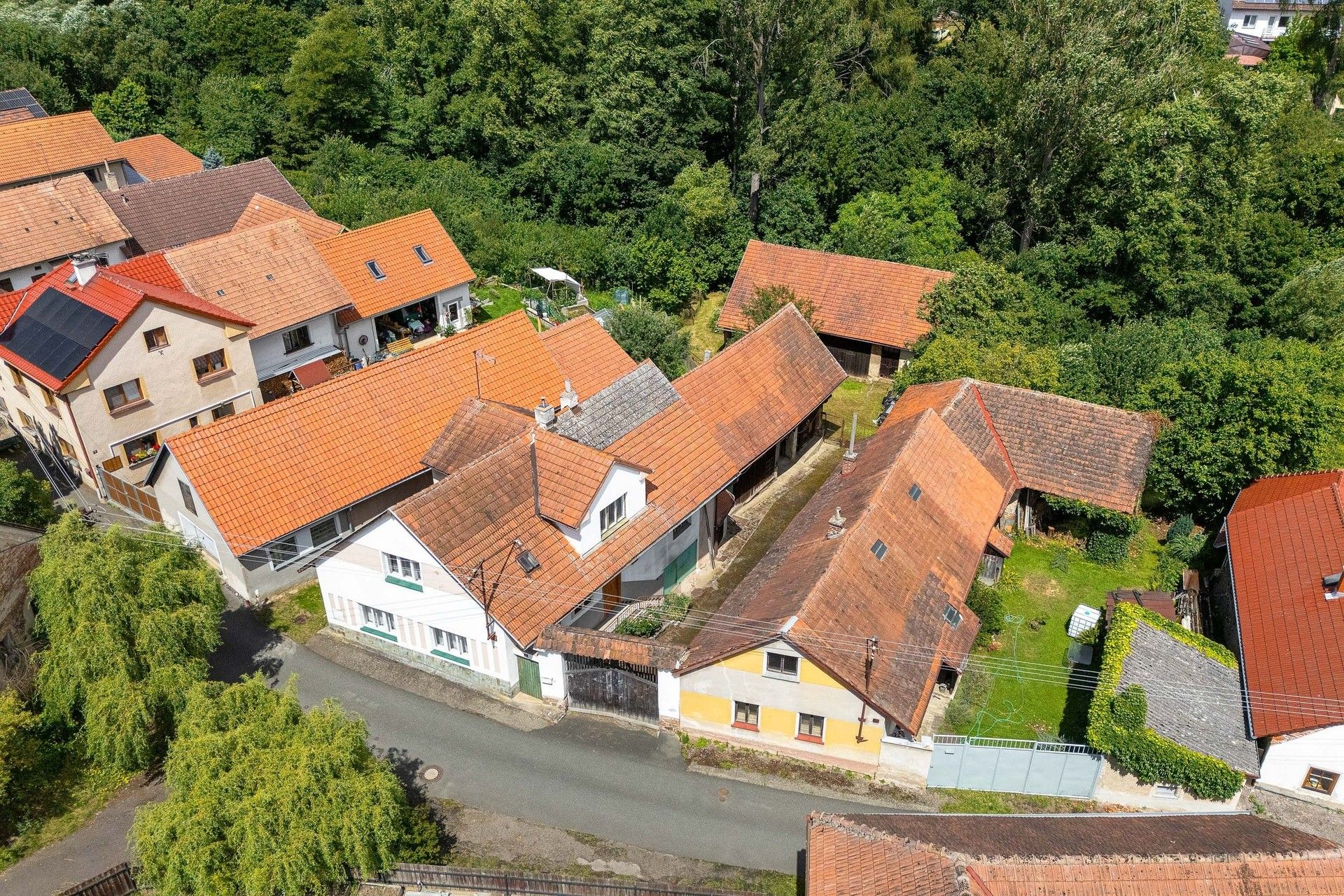 Rodinné domy, Domašín, Vlašim, 196 m²