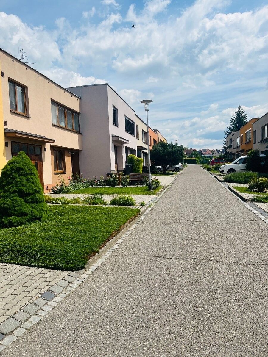 Pronájem dům - Uherský Brod, 688 01, 100 m²