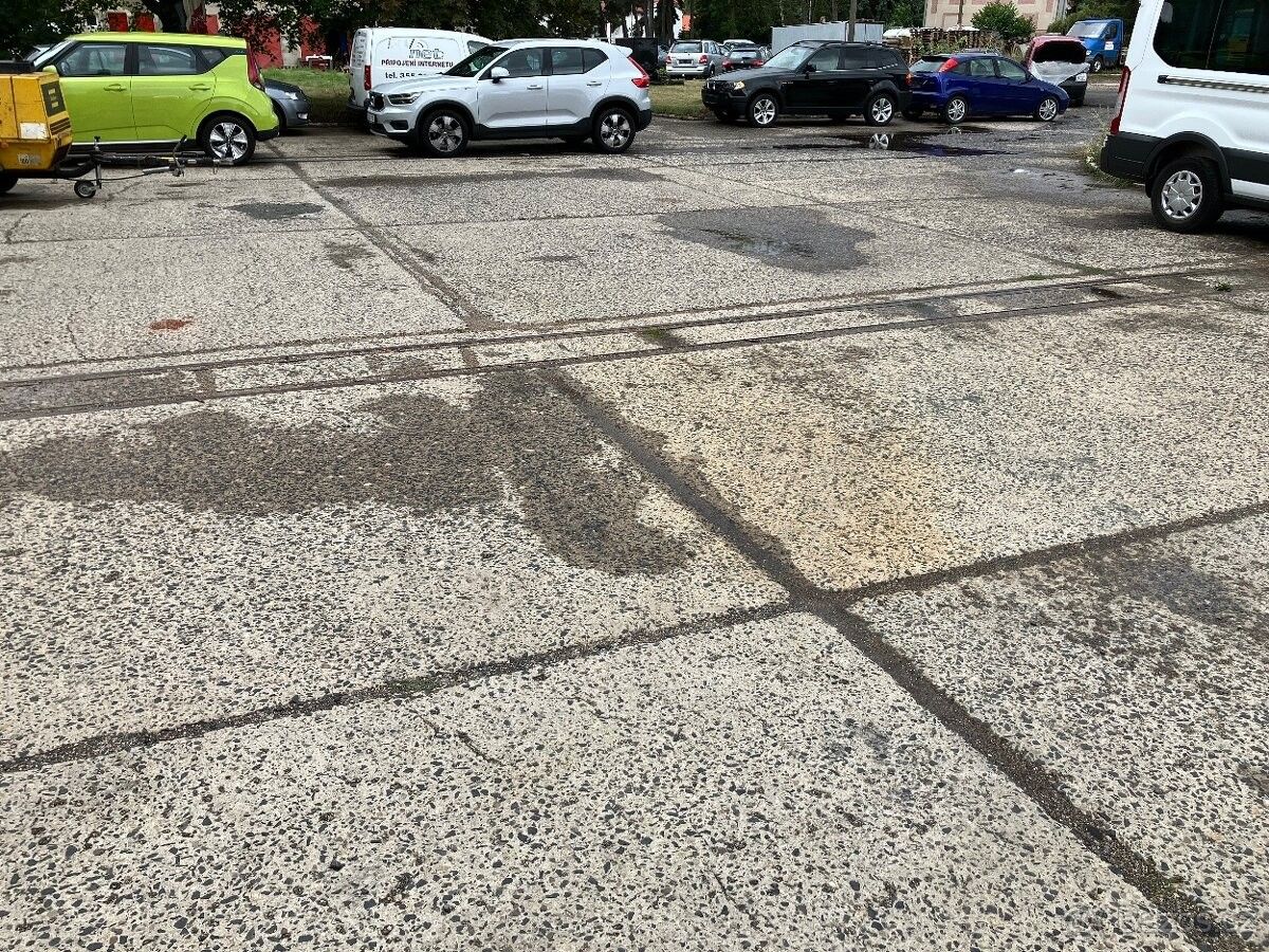 Pronájem pozemek pro bydlení - Chomutov, 430 01