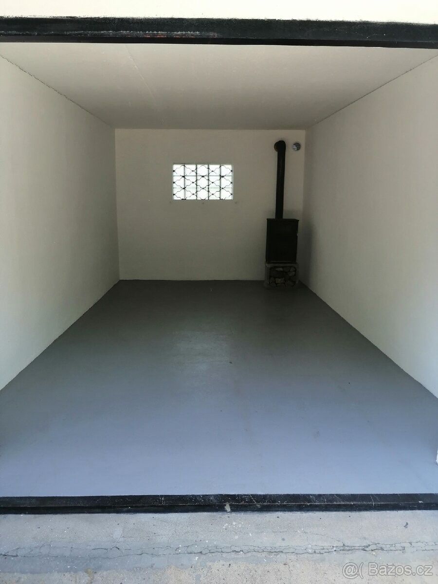 Garáže, Lom u Mostu, 435 11