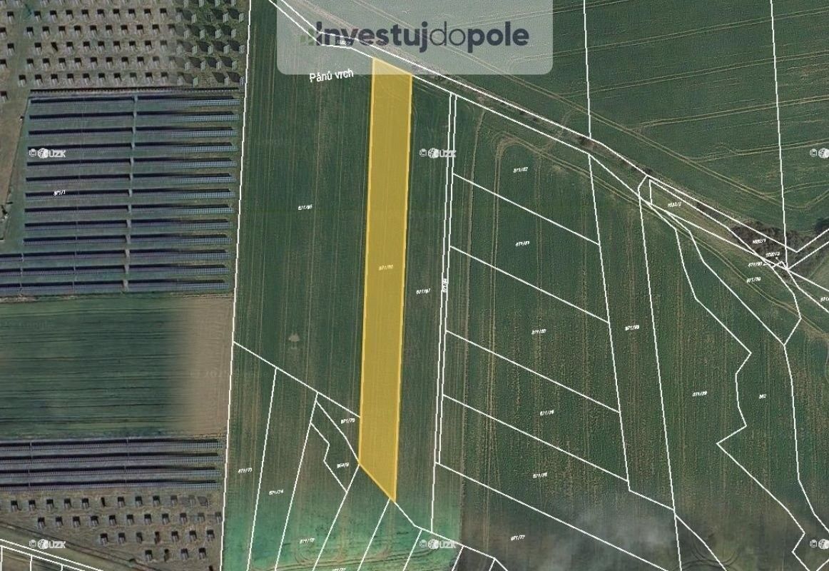 Zemědělské pozemky, Lešany, 2 012 m²