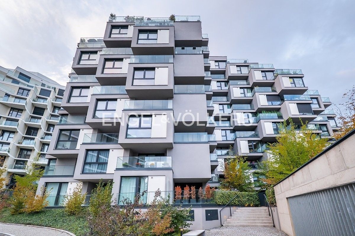 2+kk, Ramonova, Praha, 66 m²