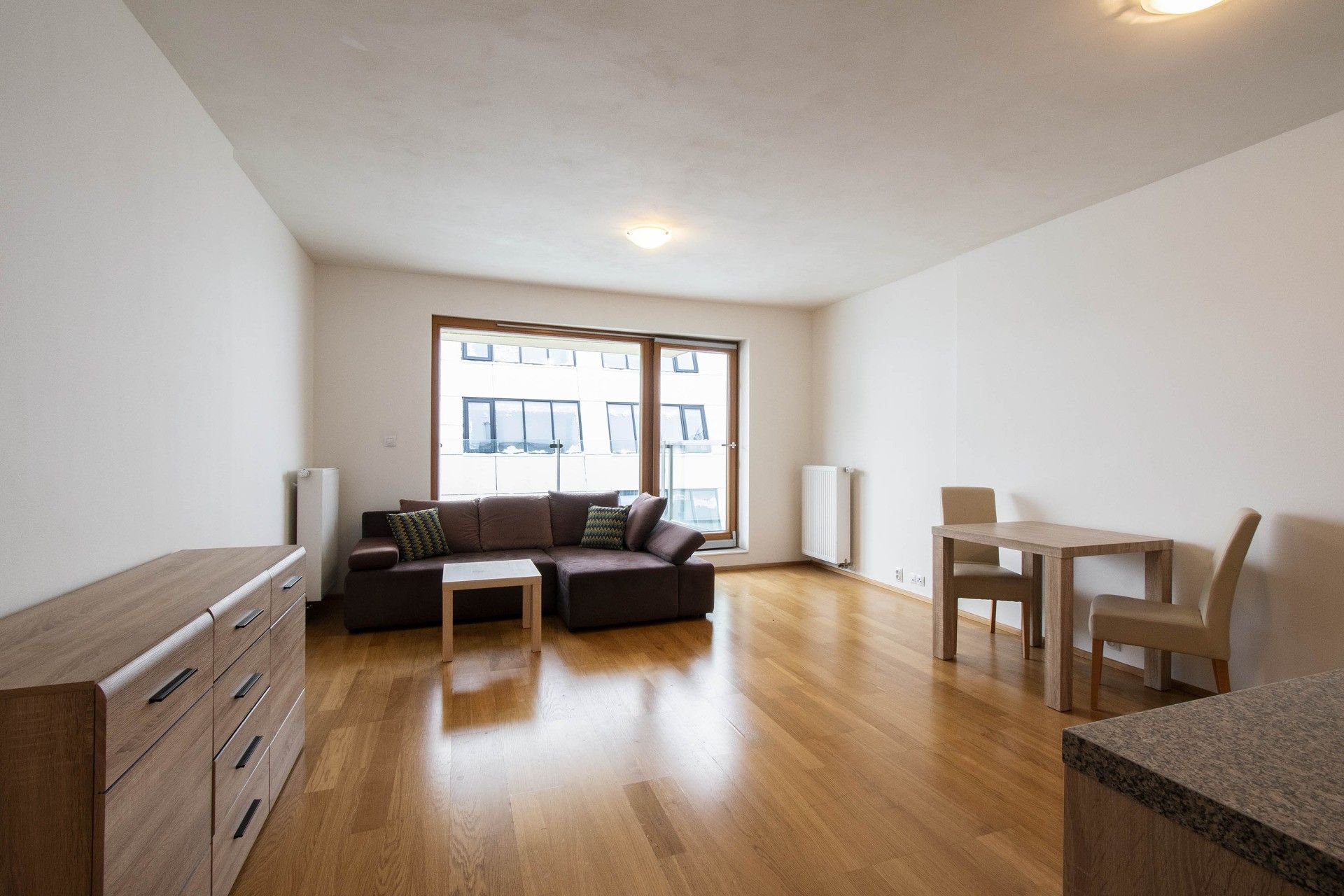 1+kk, Komunardů, Praha, 36 m²