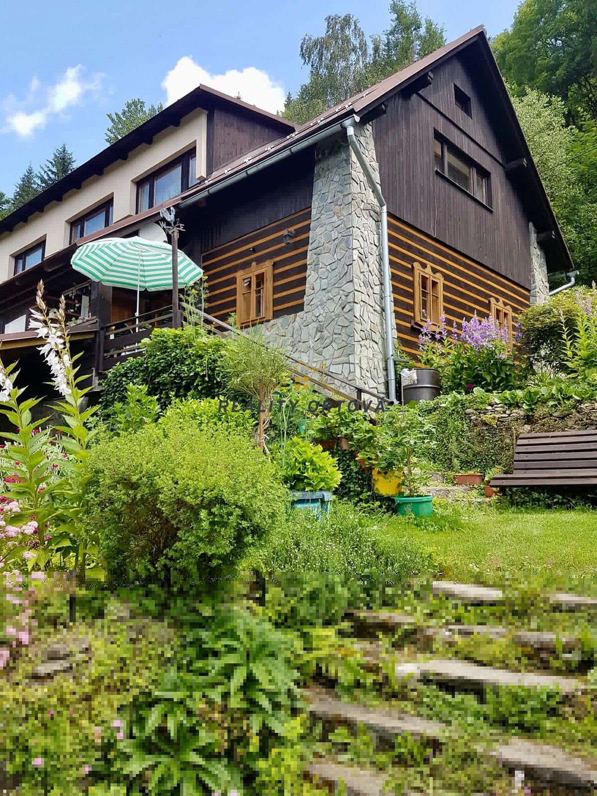 Rodinné domy, Dolní Dušnice, Jablonec nad Jizerou, 135 m²