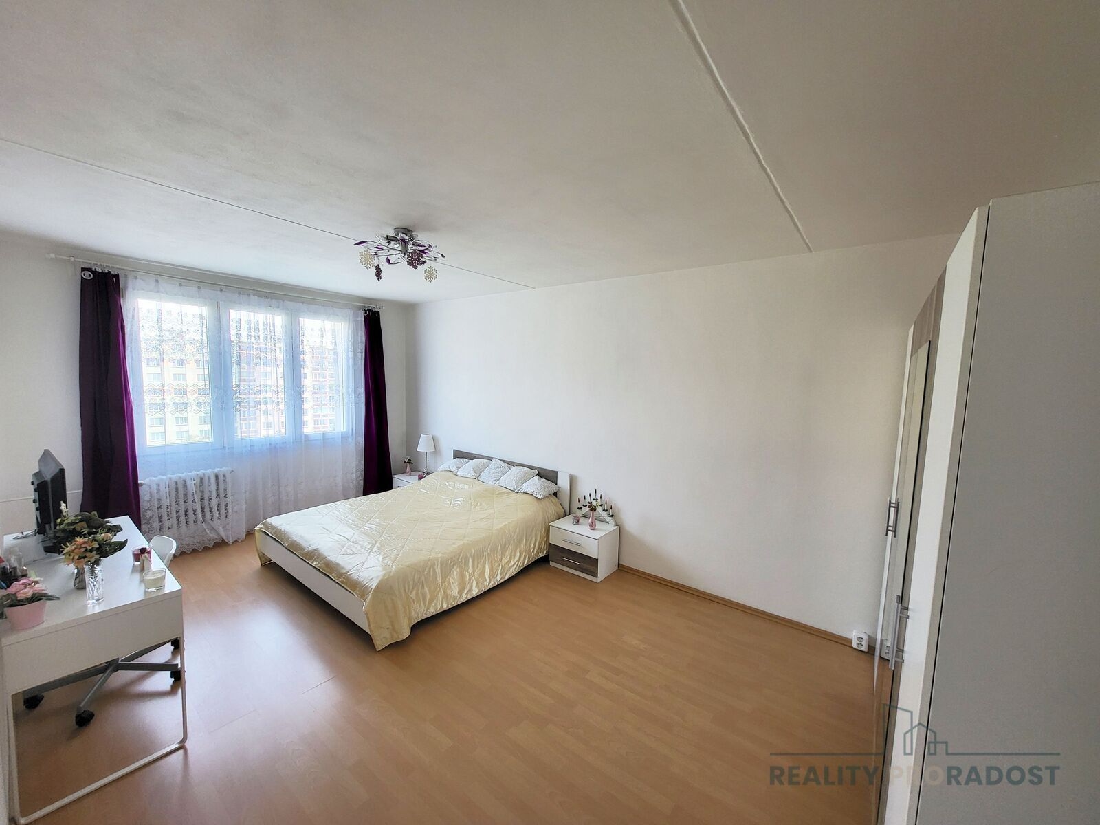 Prodej byt 2+1 - Zárubova, Praha, 63 m²