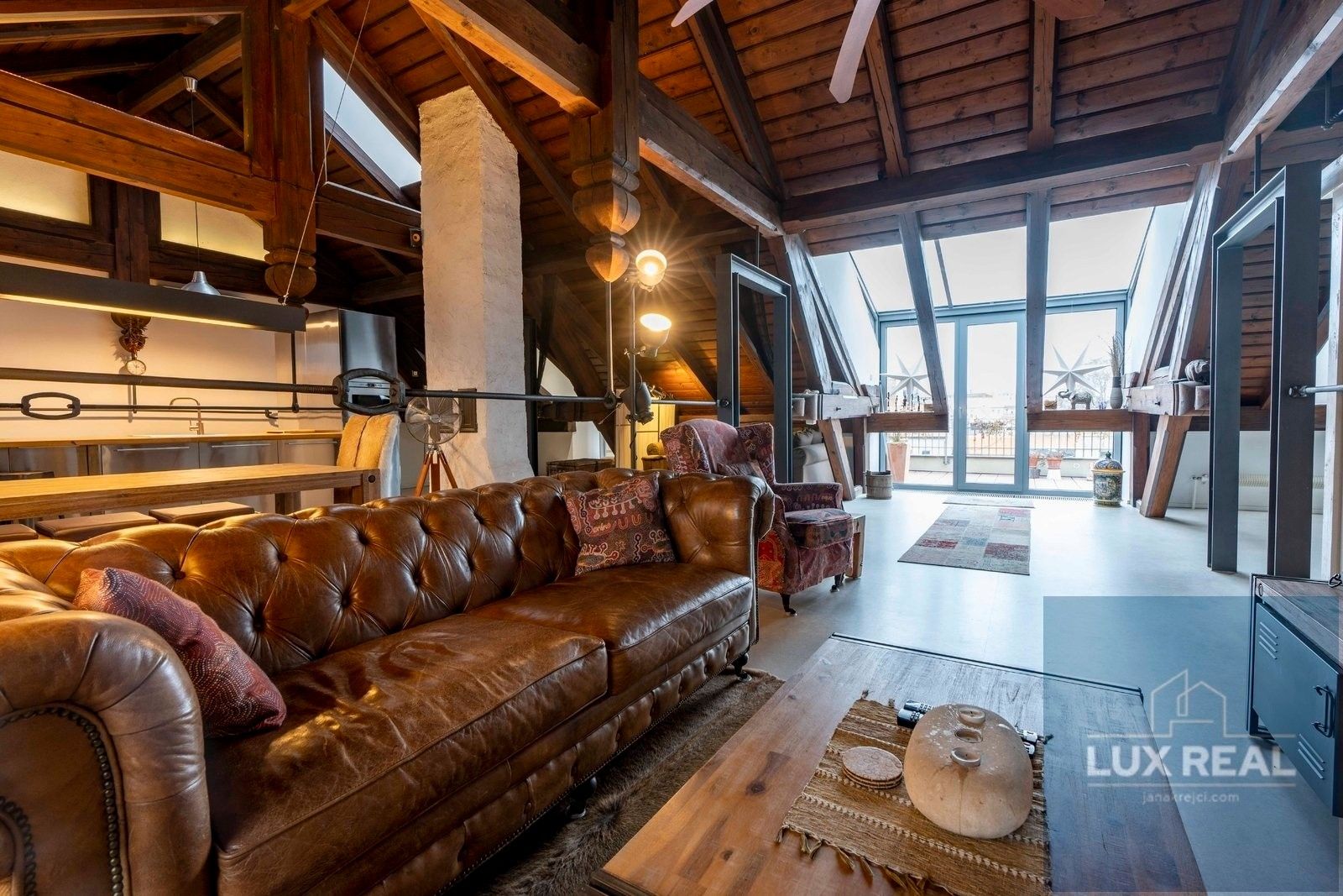 Byty, Komenského, Mikulov, 164 m²