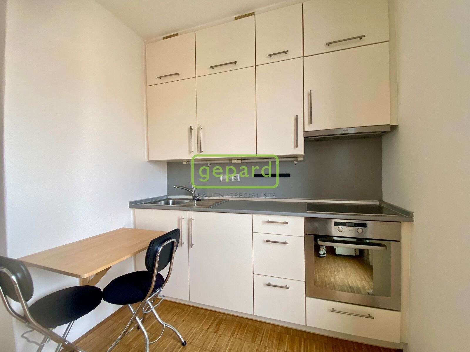 1+kk, Biskupcova, Praha, 27 m²