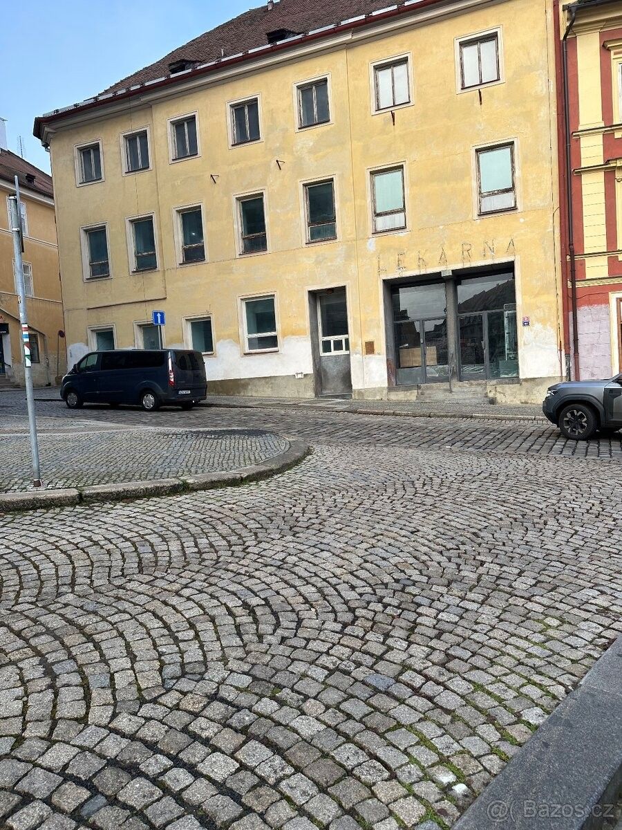 Obchodní prostory, Cheb, 350 02