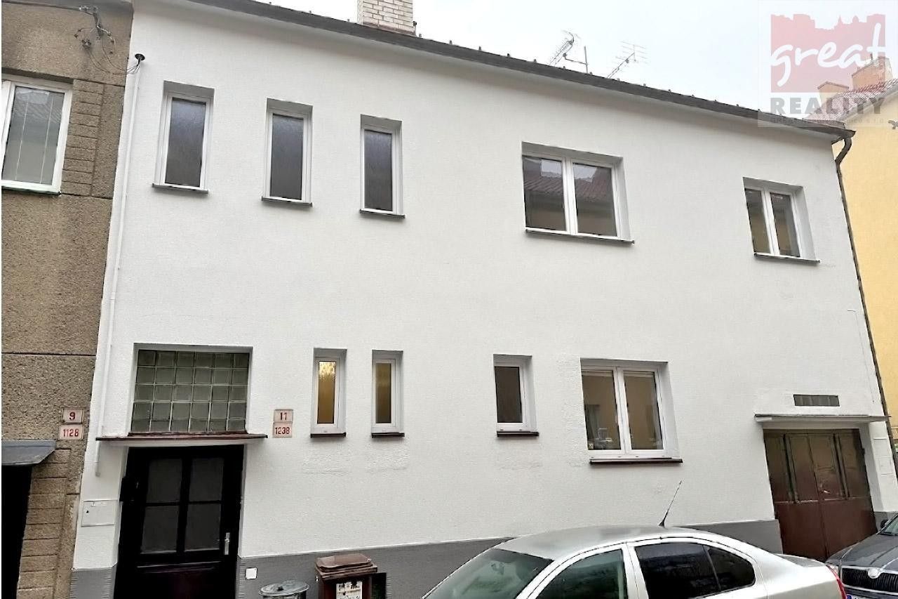 Činžovní domy, Jaselská, Hranice, 228 m²