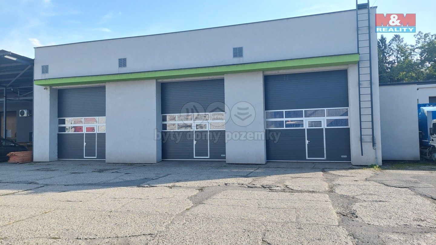 Garáže, Jablunkovská, Český Těšín, 322 m²