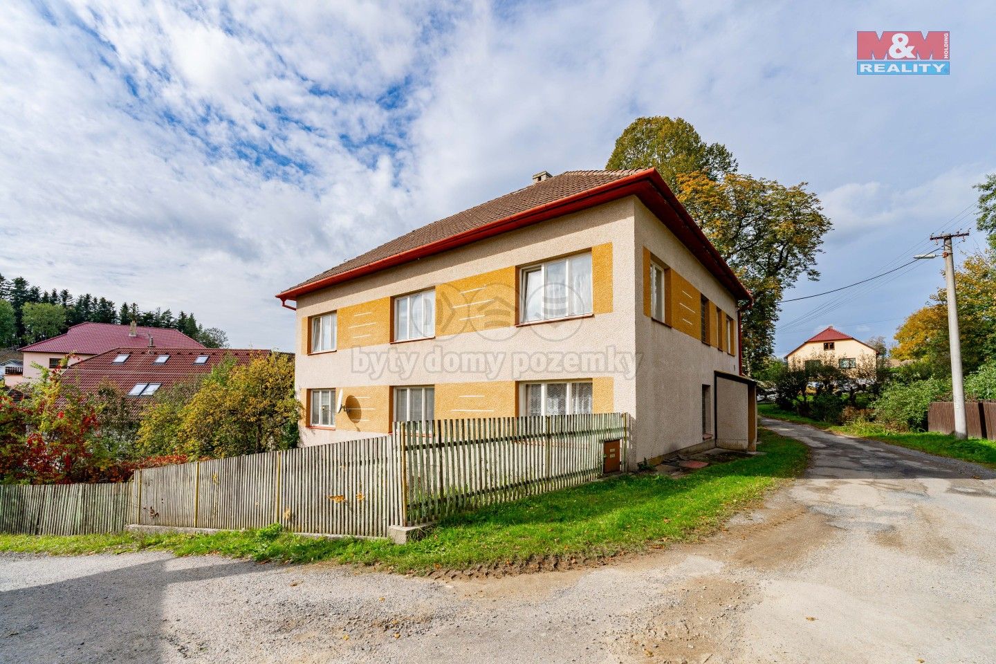 Prodej rodinný dům - Malé Tresné, Rovečné, 250 m²