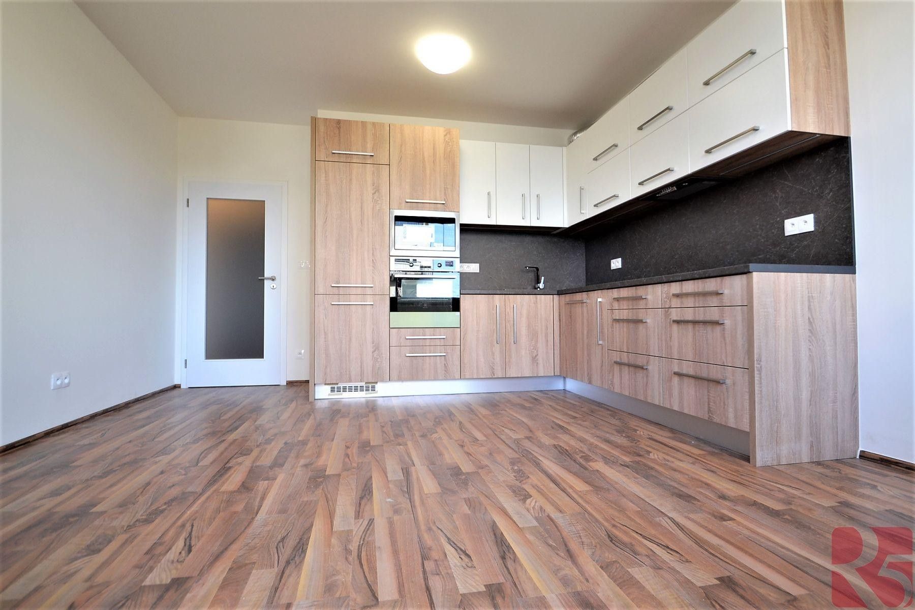 Prodej byt 2+kk - Václava Trojana, Praha, 41 m²