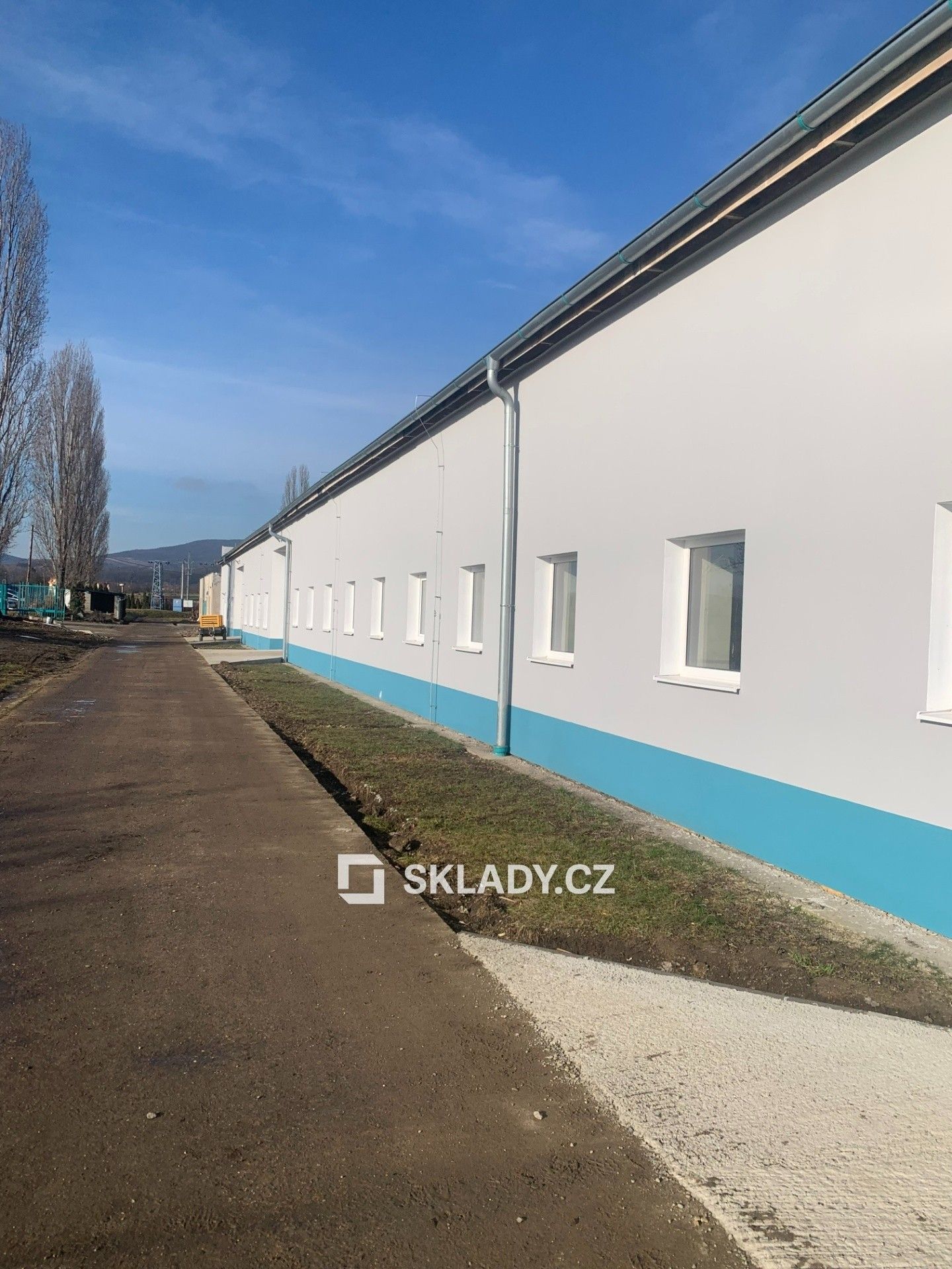 Pronájem sklad - Solany, Děčany, 1 400 m²