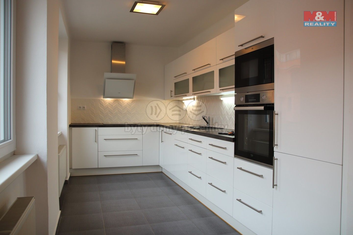 Pronájem byt 3+1 - Studentská, Poděbrady, 84 m²