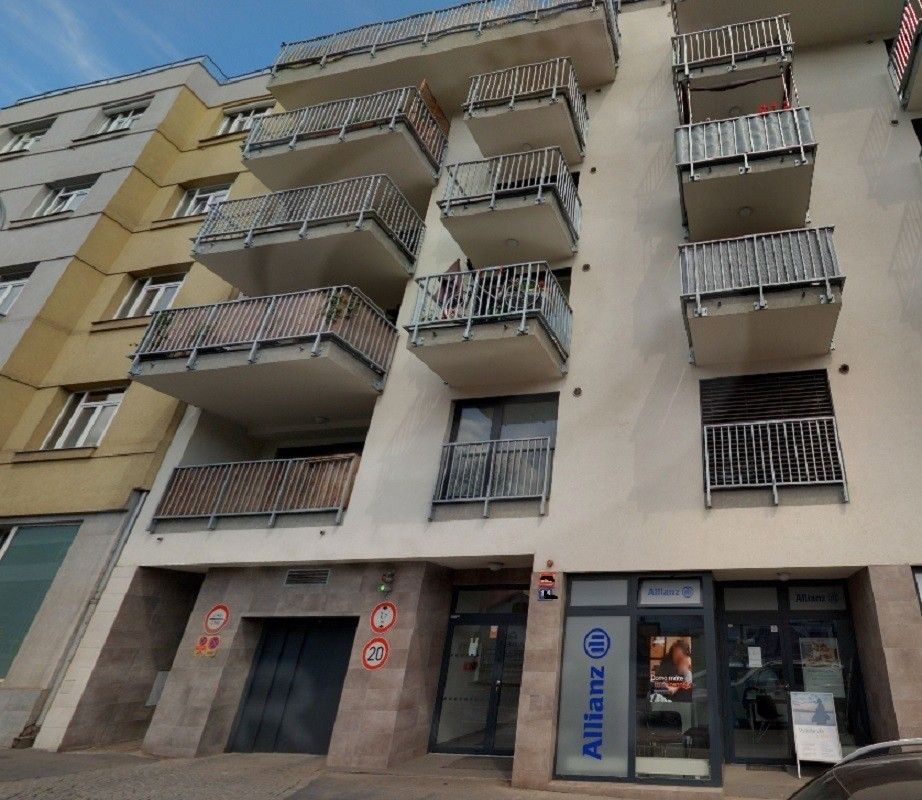 Prodej byt 3+1 - Plzeňská, Praha, 36 m²
