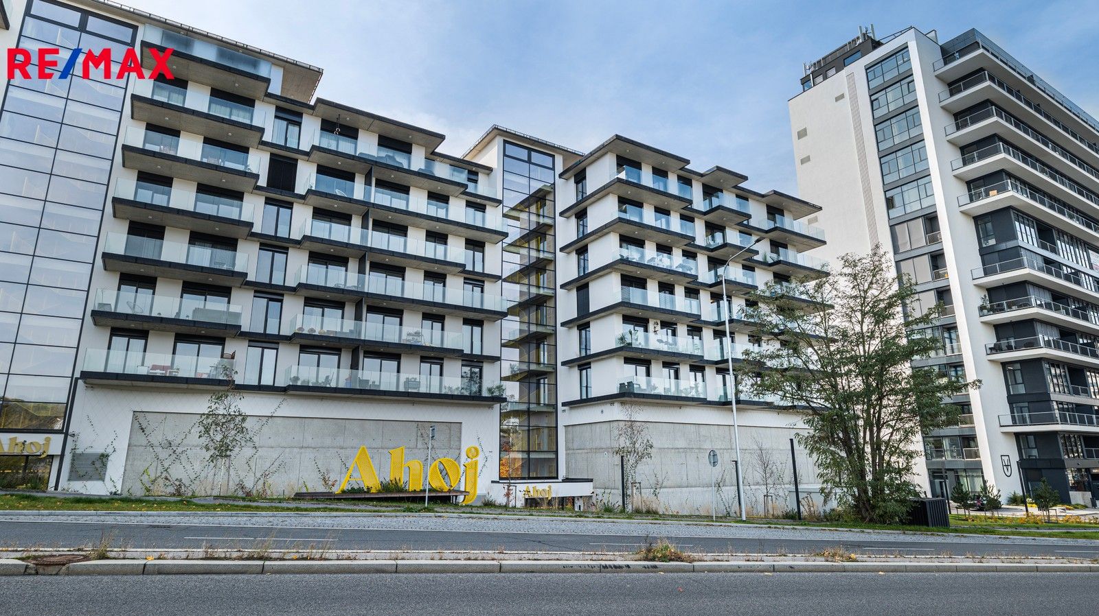 3+kk, Československého exilu, Praha, 61 m²