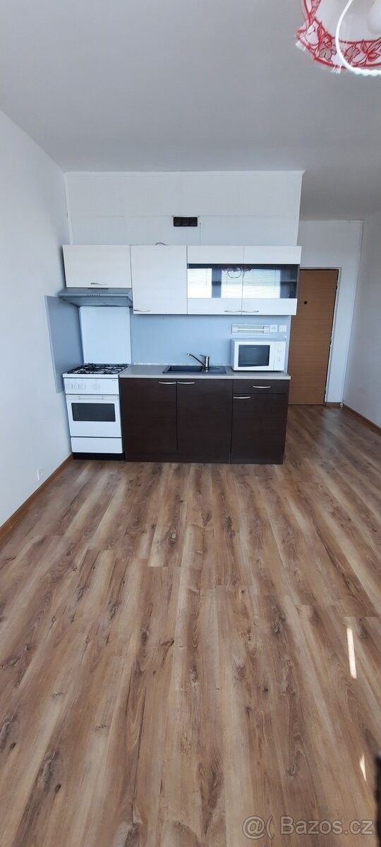 1+1, Chomutov, 430 04, 35 m²