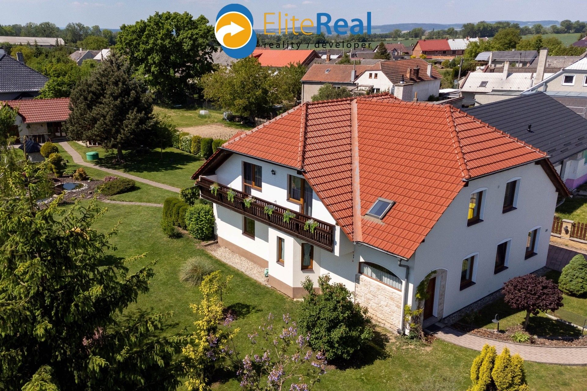 Prodej rodinný dům - Hynkov, Příkazy, 344 m²