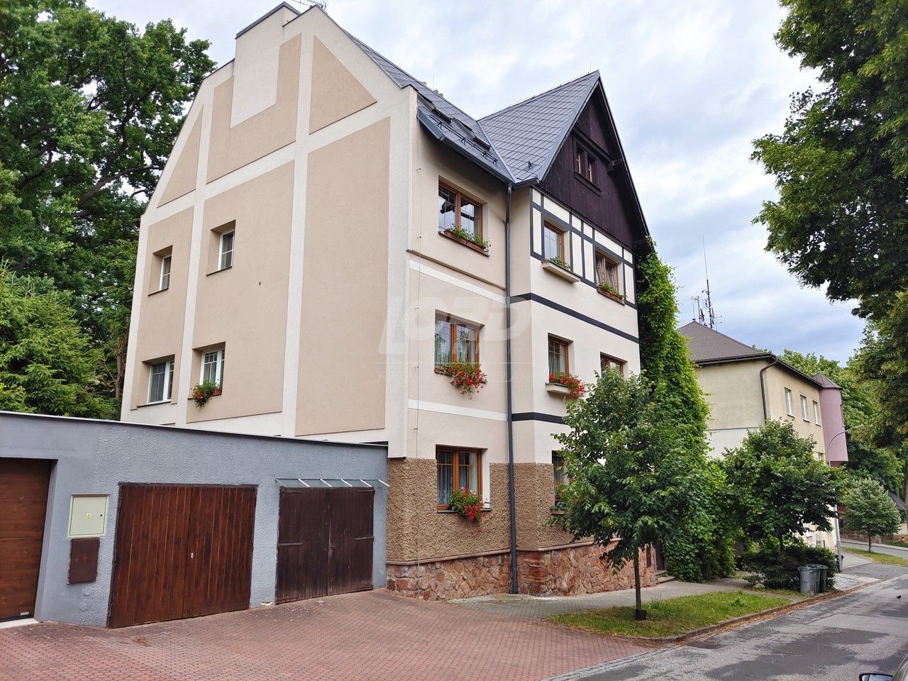 Prodej byt - Janáčkova, Trutnov, 240 m²