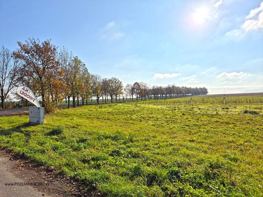 Prodej pozemek pro bydlení - Hřebeč, 273 45, 1 223 m²