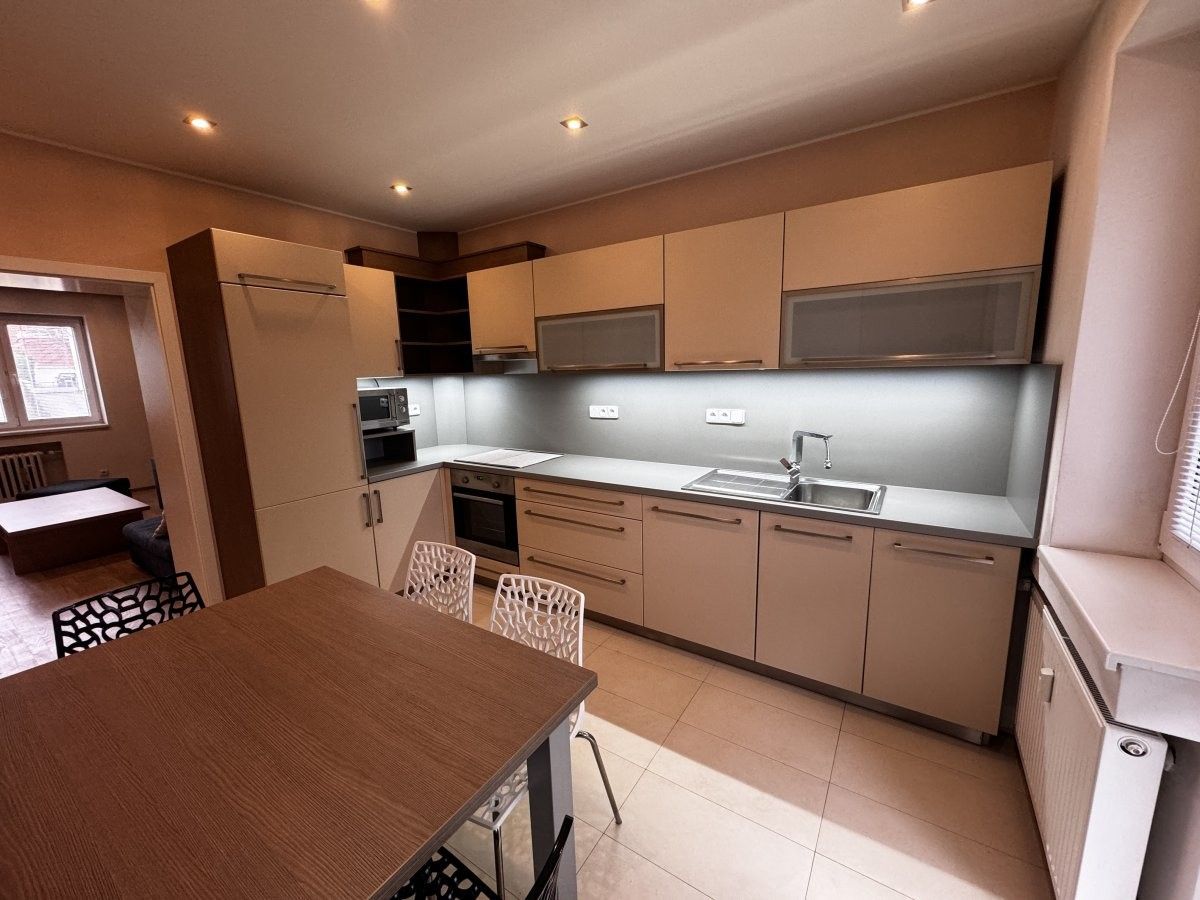 2+1, třída Tomáše Bati, Zlín, 60 m²