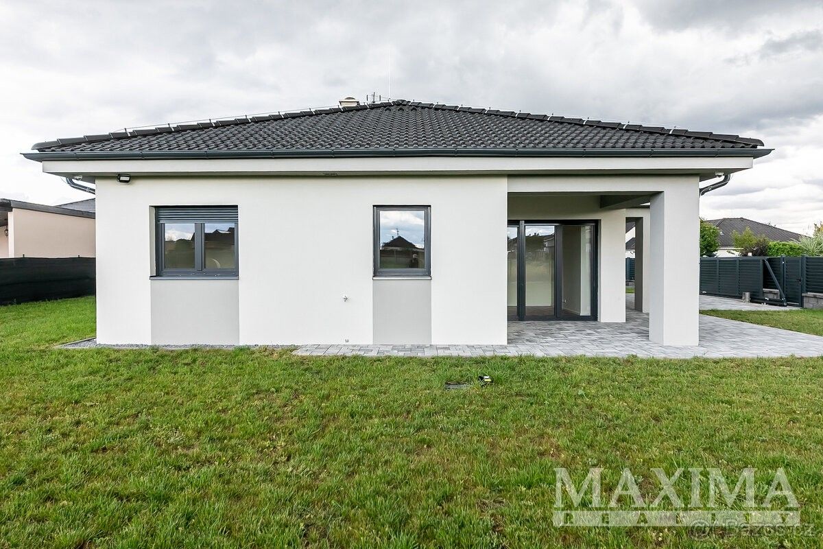 Prodej dům - Říčany u Prahy, 251 01, 824 m²