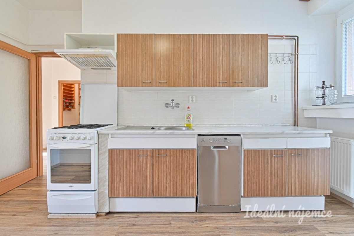 3+1, Bezručova čtvrť, Kuřim, 87 m²