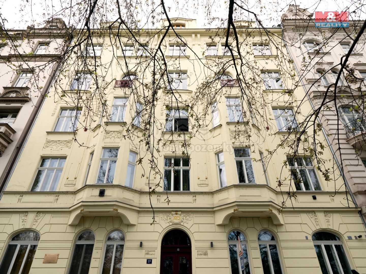 4+kk, Janáčkovo nábřeží, Praha, 173 m²