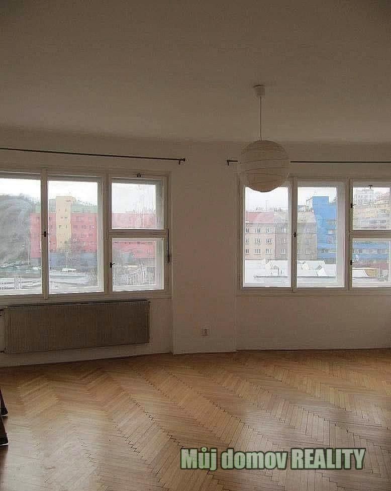 2+kk, Jinonická, Praha, 50 m²