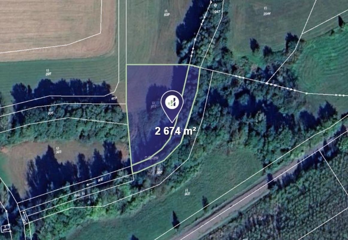 Louky, Lanžov, 2 674 m²