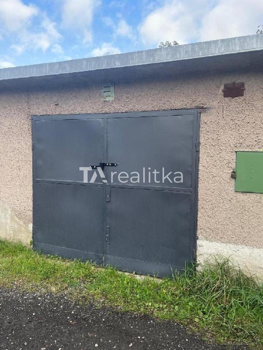 Garáže, Havířov, 736 01