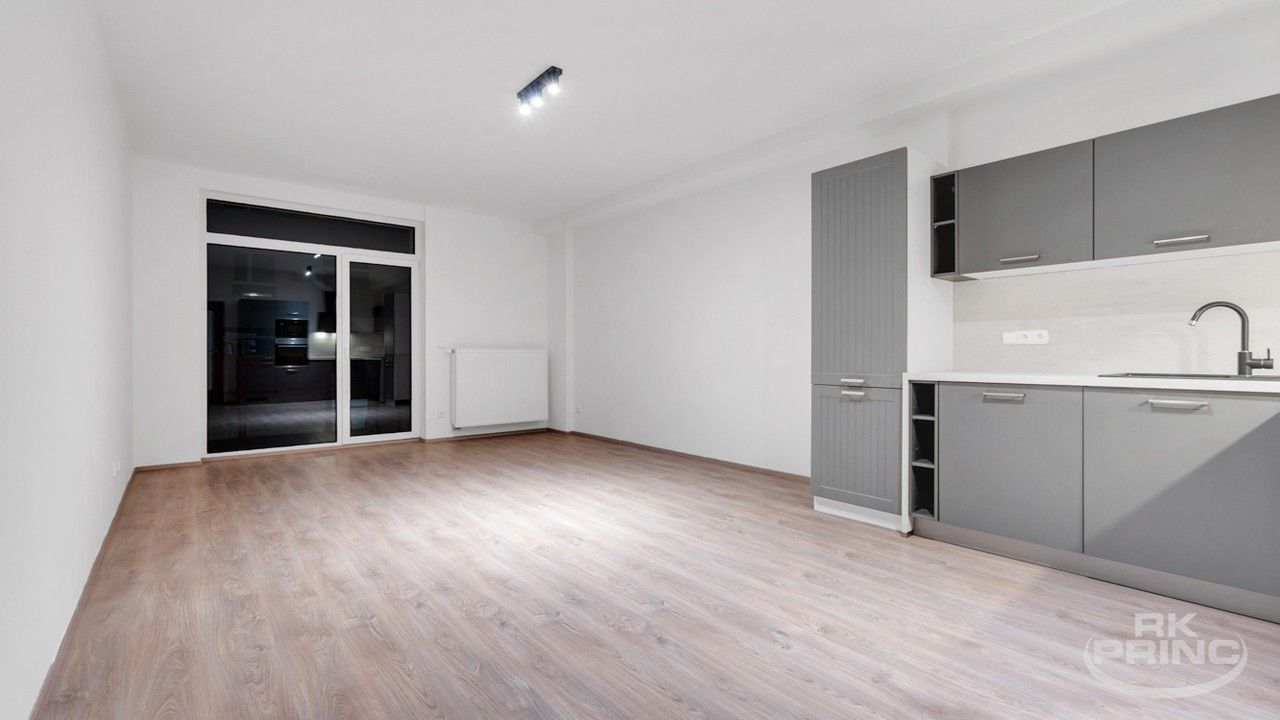 2+kk, Nepilova, Beroun, 70 m²