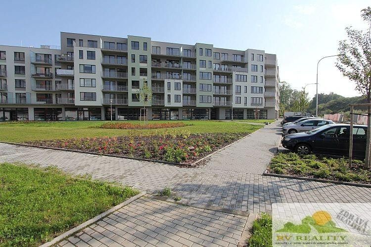 2+kk, Pod Vinicí, Pardubice, 55 m²