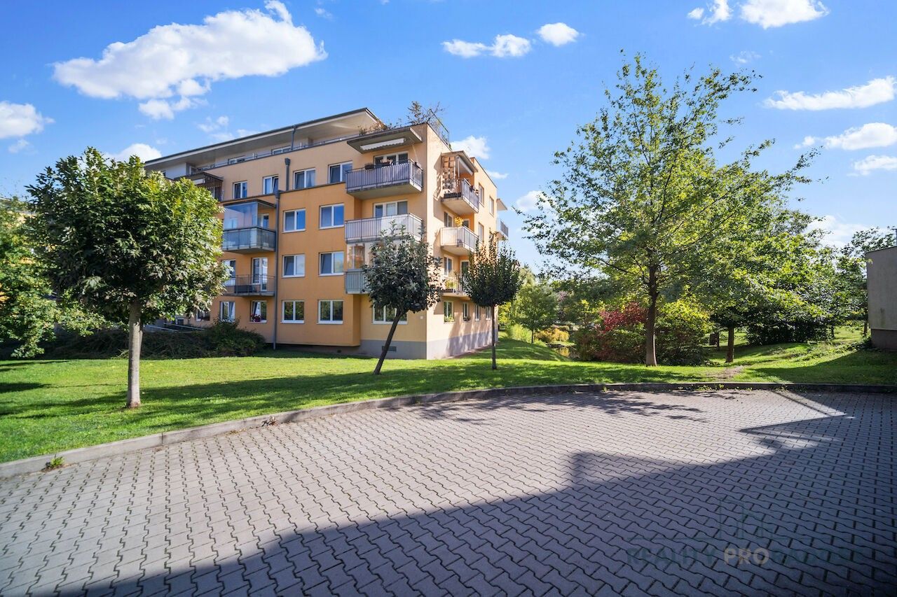 3+1, Hakenova, Praha, 83 m²