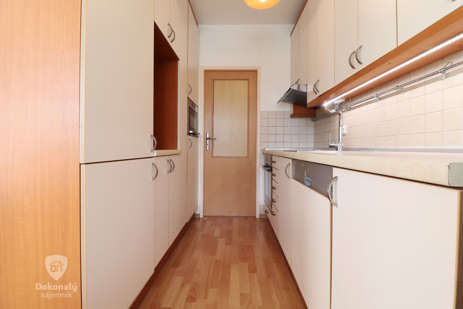 Pronájem byt 4+kk - Feřtekova, Praha, 78 m²