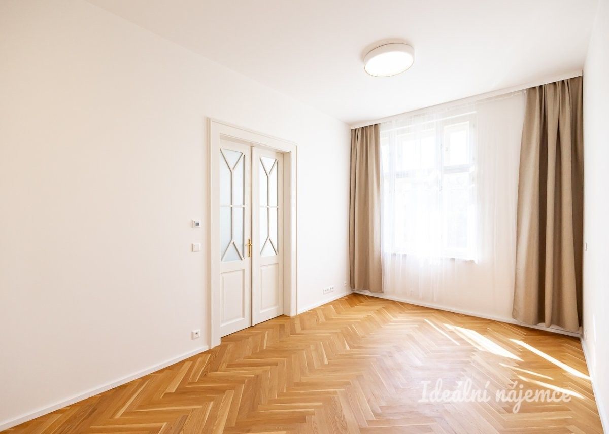 2+kk, Čs. armády, Praha, 52 m²