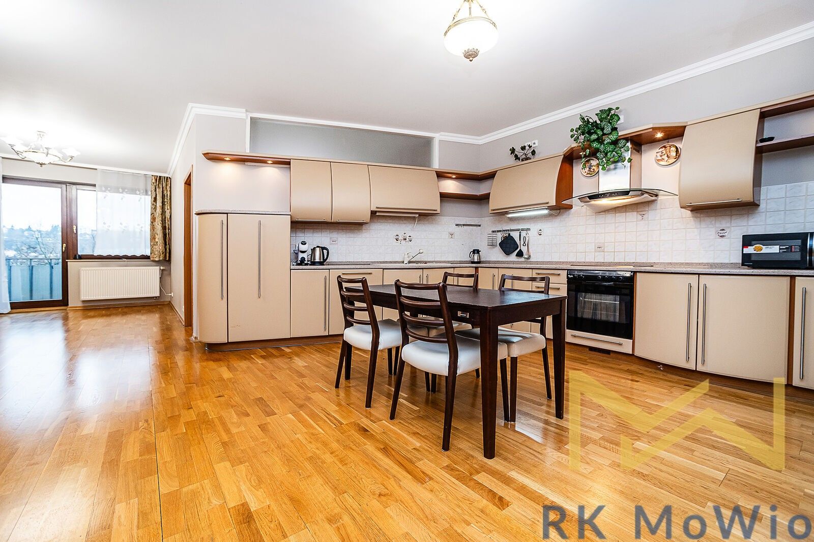 4+kk, Irská, Praha, 123 m²