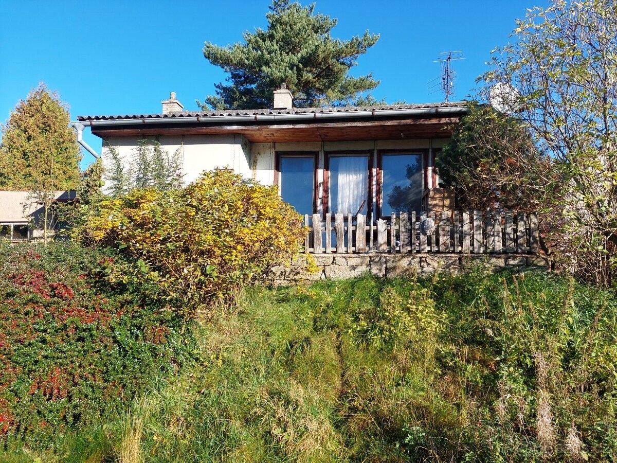 Rodinné domy, Bernartice, 541 01