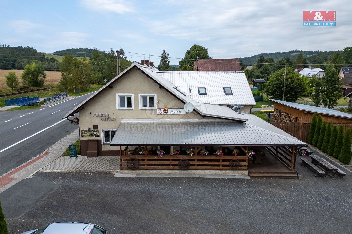 Restaurace, Rudíkovy, Třemešná, 399 m²