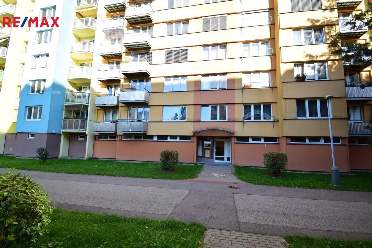 2+kk, Bezdrevská, České Budějovice, 37 m²