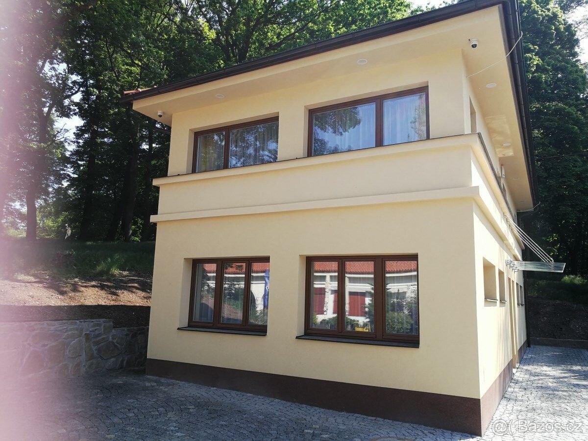 Restaurace, Drahlín, 261 01
