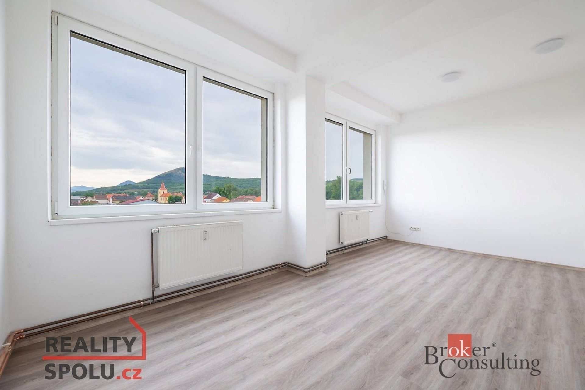 Prodej byt 3+kk - Mlékojedy, 66 m²