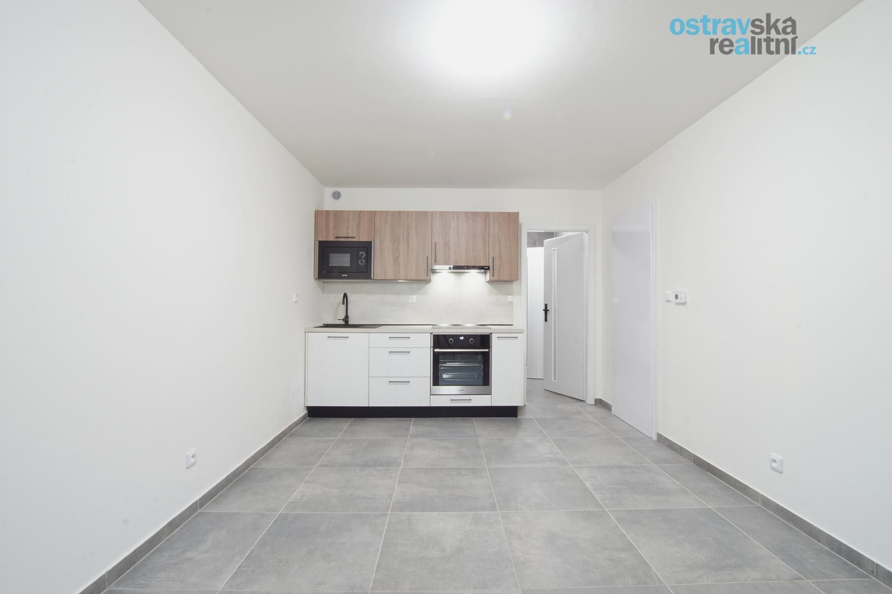 1+kk, Na Lánech, Ostrava, 27 m²