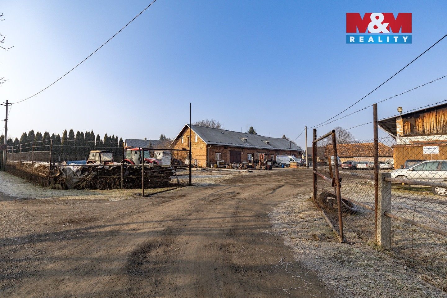 Prodej obchodní prostory - Dobrá, 300 m²