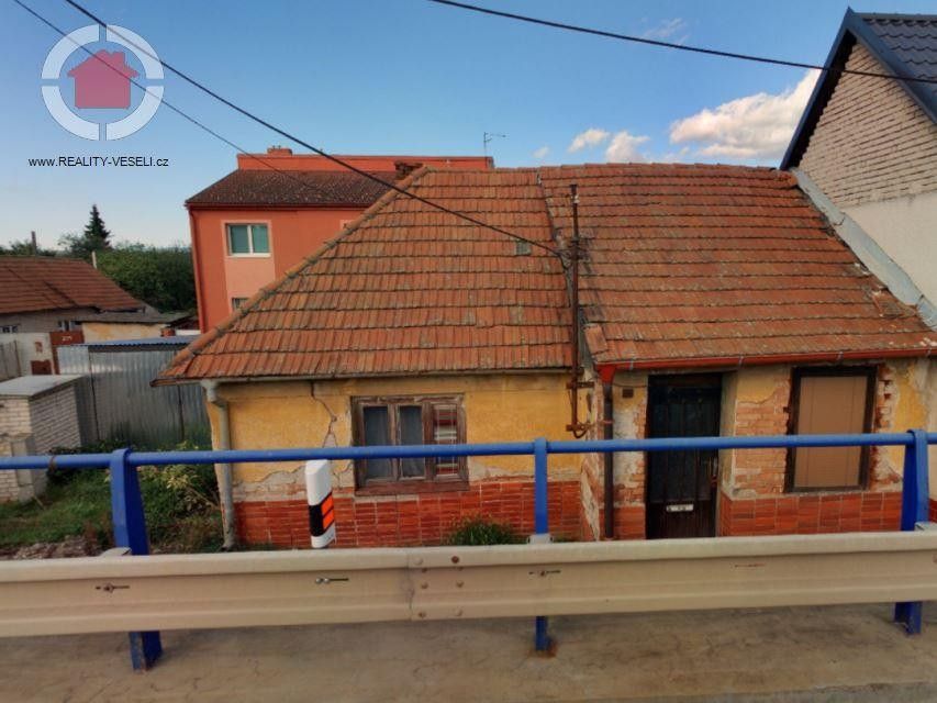 Prodej pozemek pro bydlení - Veselí nad Moravou, 698 01, 174 m²